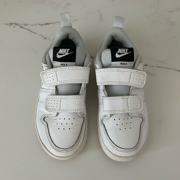 Nike Pico 5 toddler boy shoes size 11 - Picture 1 of 7